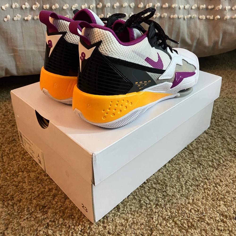 Jordan Zoom ‘92 sneakers